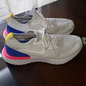 Women’s Nike Epic React Flyknit